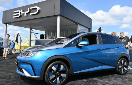 Fear of Cheap Chinese Evs Spurs Automaker Dash for Affordable Cars