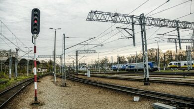 verified contact discovery hub reveals caller signals