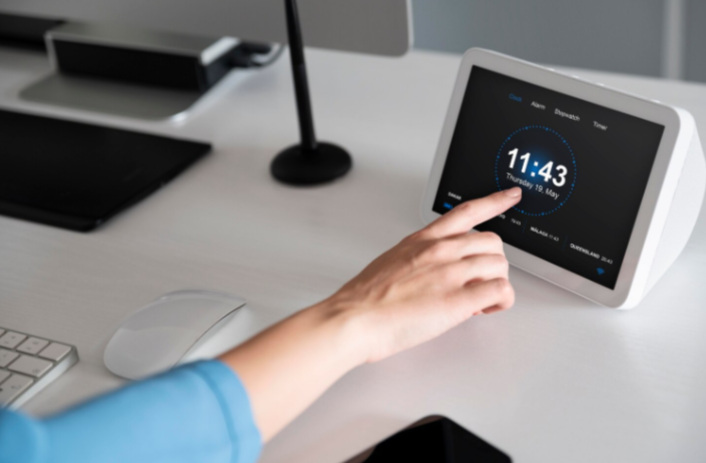 Why Time Attendance Systems Are Becoming Essential for Remote and Hybrid Teams